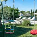 Breg Ivanovci - Three Bedroom With Swimming Pool * Labin (Istria)