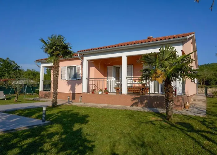 Villa Breg Ivanovci - Three Bedroom With Swimming Pool *