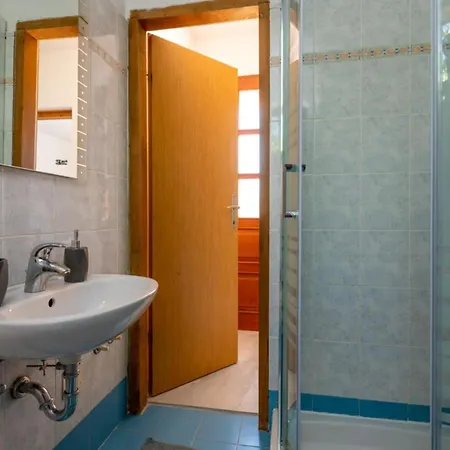 Villa Breg Ivanovci - Three Bedroom With Swimming Pool *