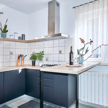 Breg Ivanovci - Three Bedroom With Swimming Pool Villa *