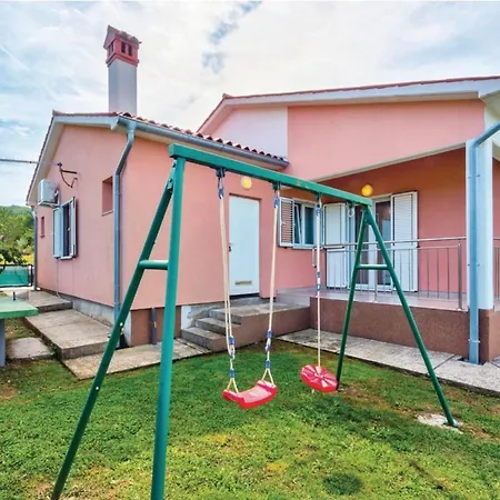 Villa Breg Ivanovci - Three Bedroom With Swimming Pool