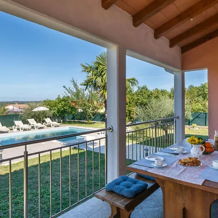 Breg Ivanovci - Three Bedroom With Swimming Pool Villa
